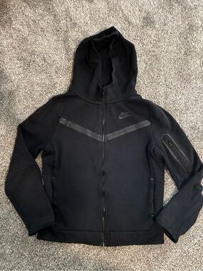 Boys Nike Black Tech Zip-Up Hoodie